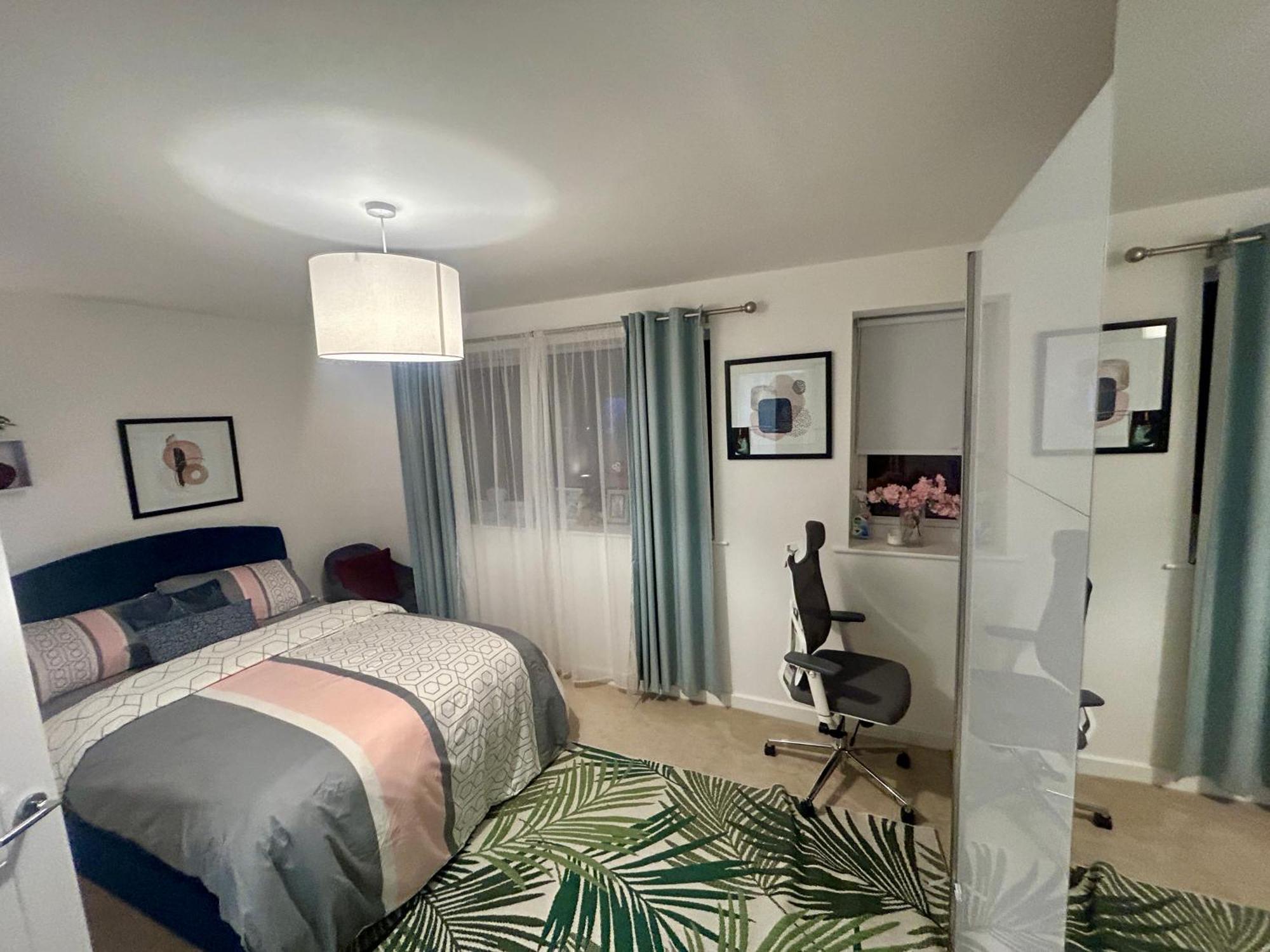 Comfortable Double Room & Single Room In Vibrant Hatfield Neighbourhood Εξωτερικό φωτογραφία